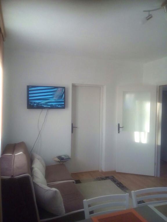 Apartament Apartman Jezerce 71 Zewnętrze zdjęcie